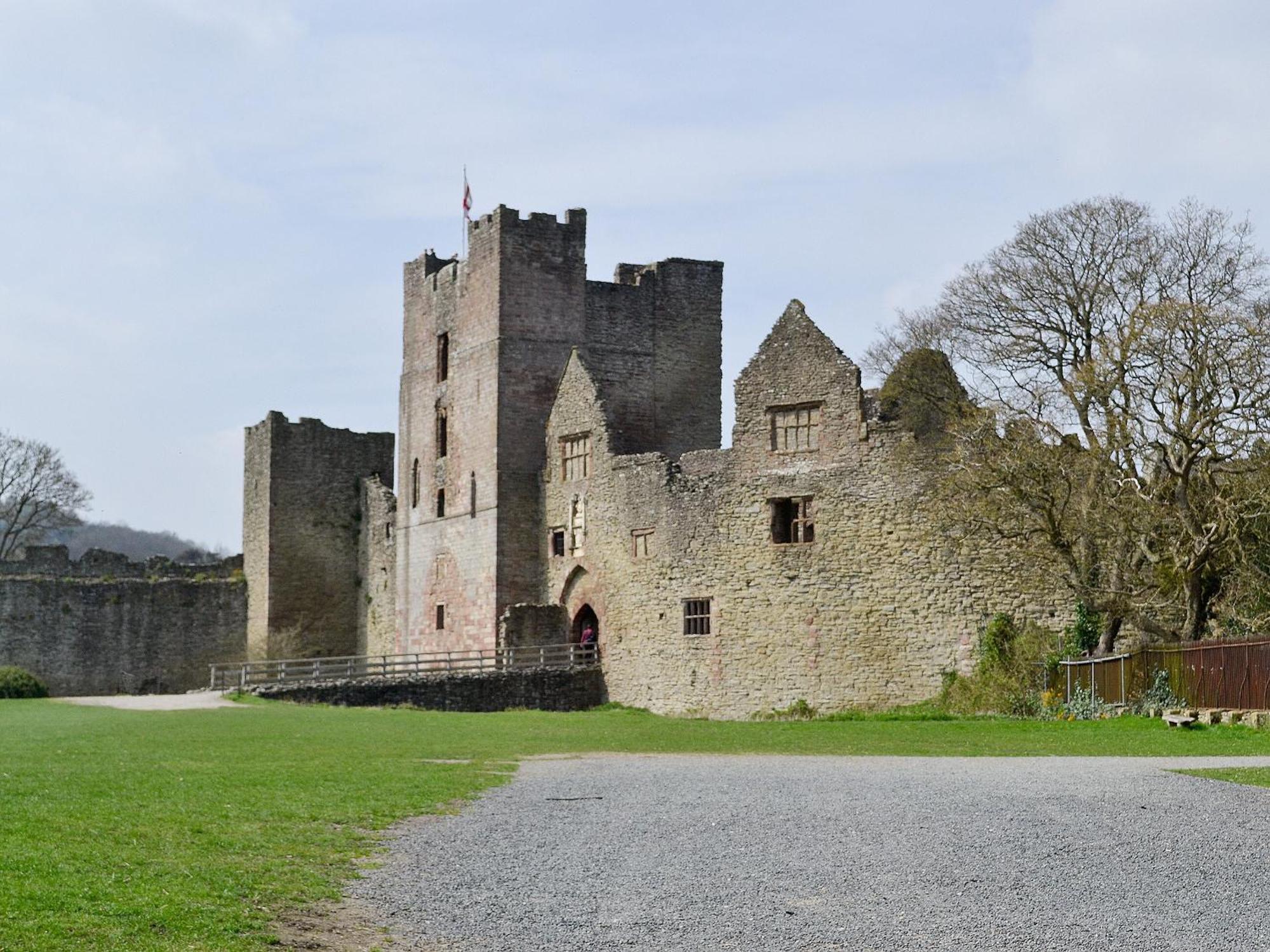 Villa Dinham à Ludlow Extérieur photo